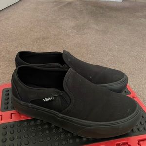 Black vans platform. Worn 2-3 times. Excellent conditions.
